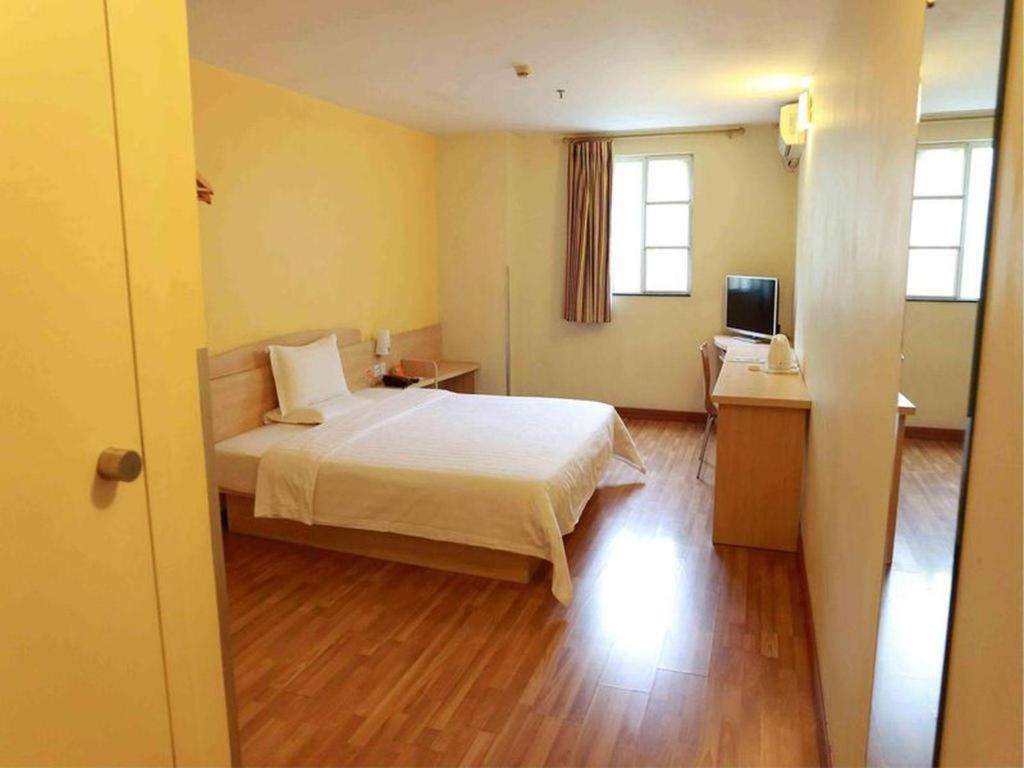 7 Days Inn Shanghai Minhang Dongchuan Road Jiaotong University Xangai Exterior foto